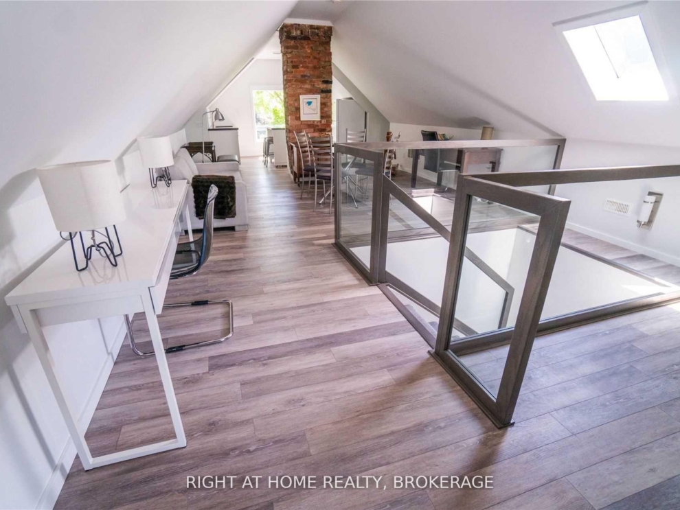 b8afc2bd-9742-4c5c-a410-9b3375d3711f